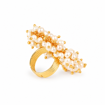 Swarna Marakata Mukta Ring